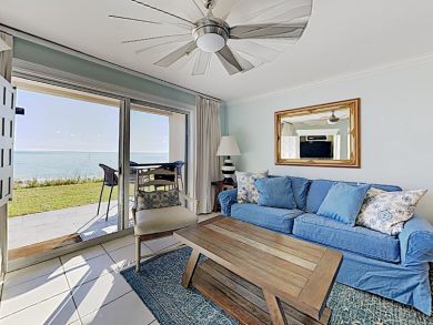 Destin Three Bedroom Beachfront Rental Condo