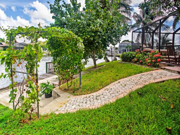 Cape Coral Canal Front Three Bedroom Vacation Rental