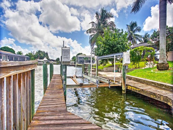 Cape Coral Canal Front Three Bedroom Vacation Rental