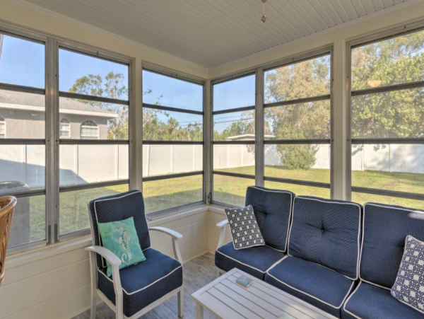 Cozy Vacation Two Bedroom Rental in Venice