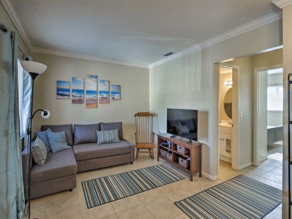 St. Petersburg Vacation Condo Two Bedroom