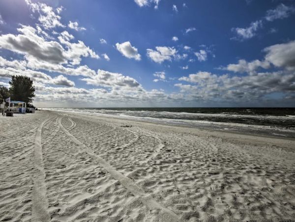 St. Petersburg Vacation Condo Two Bedroom