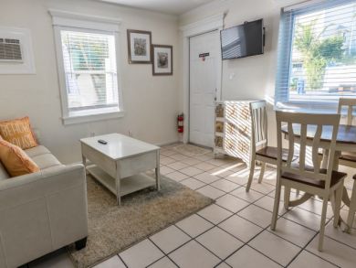 Bradenton Beach Two Bedroom Rental Condo Private Jacuzzi