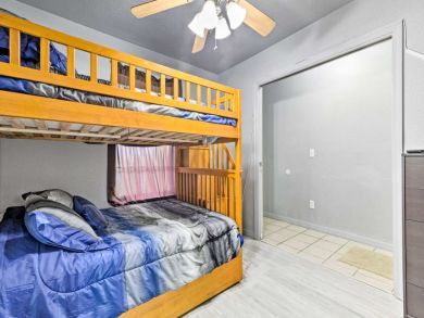 Other Cities  Florida Home 934579
