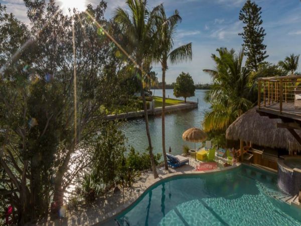 Luxury Florida Keys 6 Bedroom Vacation Home Sleeps 16 Guests