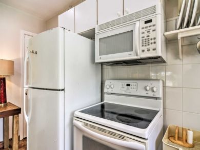 St. Petersburg Home 934616