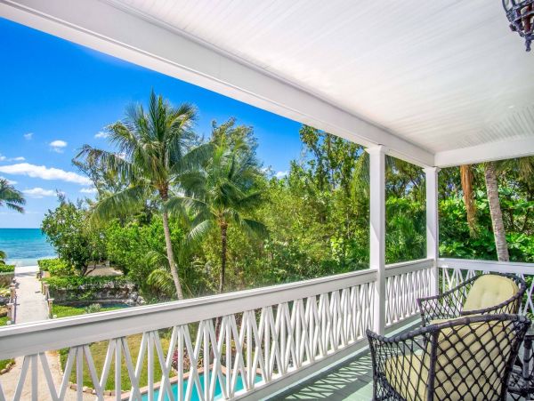 Islamorada Beachfront Four Bedroom Vacation Home