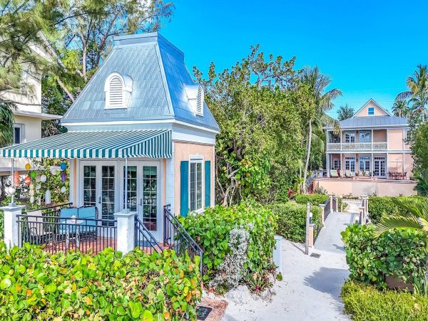 Islamorada Beachfront Four Bedroom Vacation Home