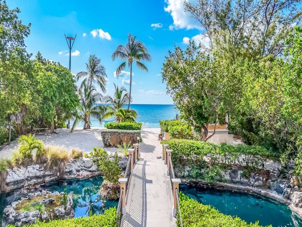 Islamorada Beachfront Four Bedroom Vacation Home