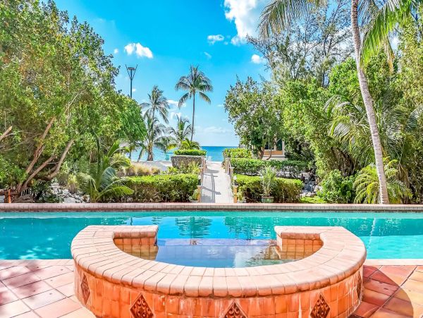 Islamorada Beachfront Four Bedroom Vacation Home