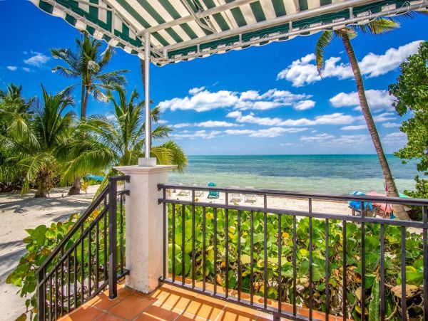 Islamorada Beachfront Four Bedroom Vacation Home
