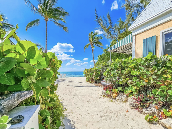 Islamorada Beachfront Four Bedroom Vacation Home
