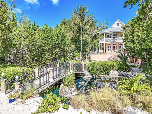 Islamorada Beachfront Four Bedroom Vacation Home
