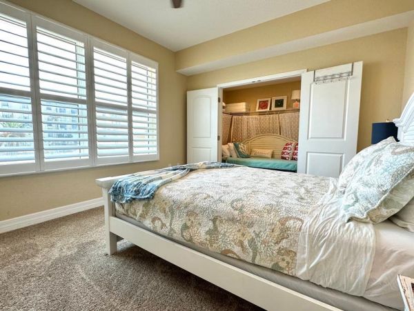Three Bedroom Watefront Vacation Rental Condo in Clearwater