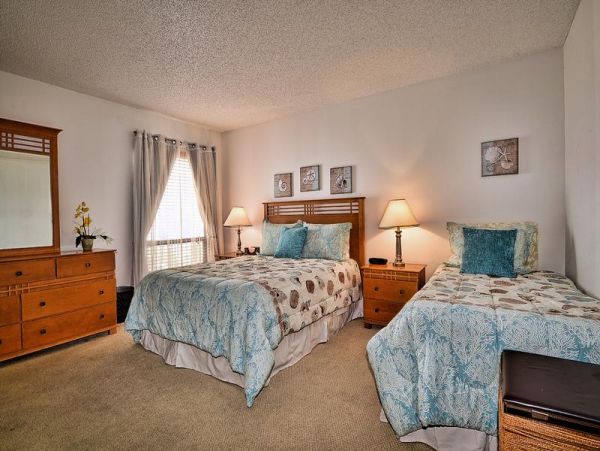 Lovely Views Clearwater Condo Sleeps 5 Guests
