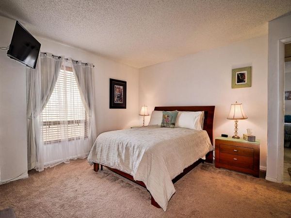 Lovely Views Clearwater Condo Sleeps 5 Guests