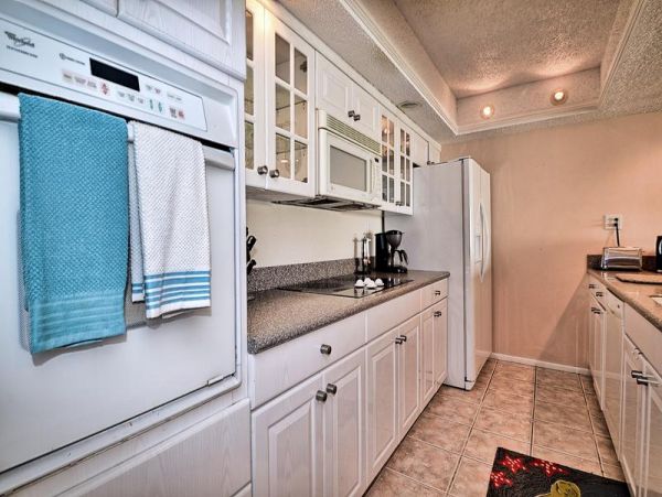 Lovely Views Clearwater Condo Sleeps 5 Guests