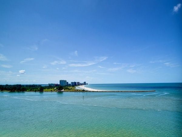 Gulf View Two Bedroom Vacation Condo in Clearwater Beach