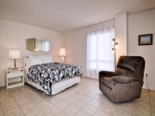 Clearwater Lovely Condo Away From Home