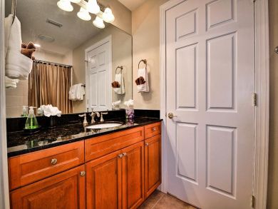 Clearwater Condo 934977 Clearwater Condo 934977