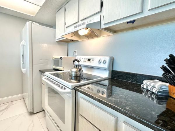 Clearwater Beach Two Bedroom Vacation Condo with Breathtaking Gulf View
