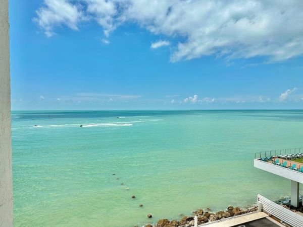 Clearwater Beach Two Bedroom Vacation Condo with Breathtaking Gulf View