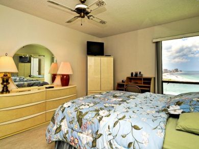 Clearwater Condo 935004