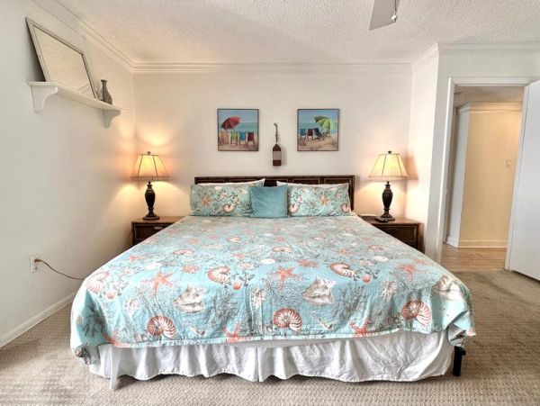 Delightful Water Views From This Amazing Condo in Clearwater Beach