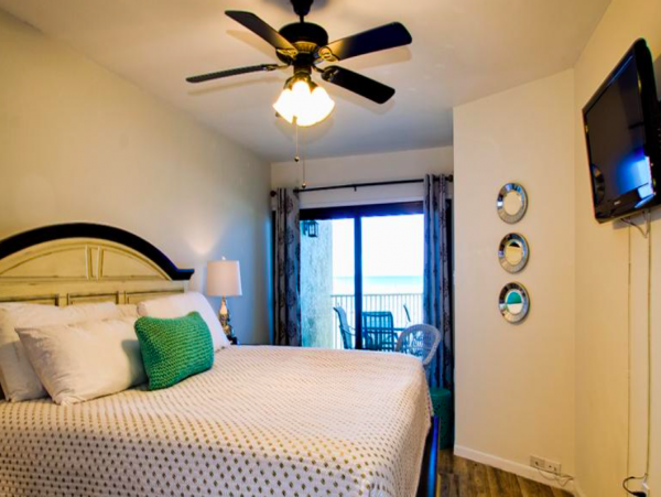 Beachfront Condo 2 Bedrooms at Clearwater Beach