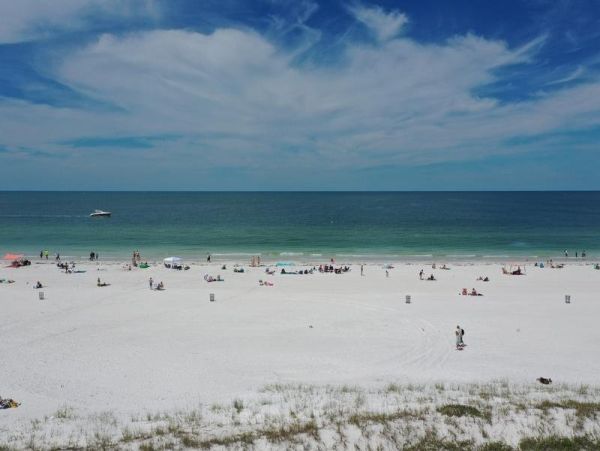Clearwater Beach Stunning Gulf Front Three Bedroom Condo