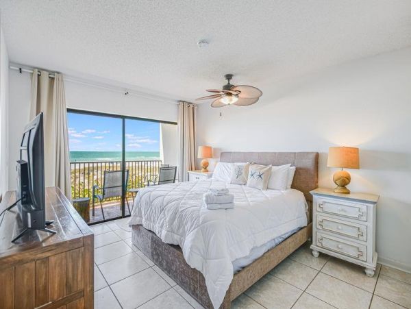Clearwater Beach Stunning Gulf Front Three Bedroom Condo