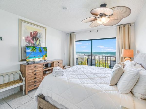 Clearwater Beach Stunning Gulf Front Three Bedroom Condo
