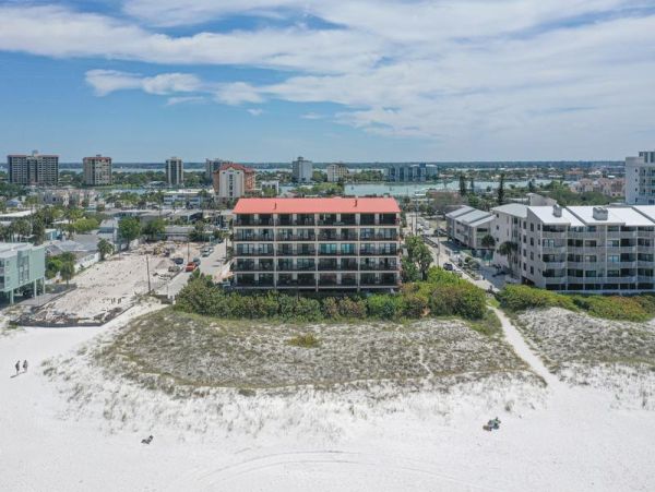 Clearwater Beach Stunning Gulf Front Three Bedroom Condo