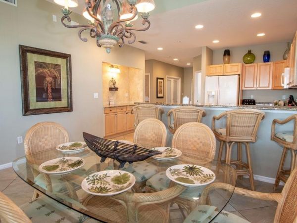Clearwater Waterfront Condo for 8 Guests