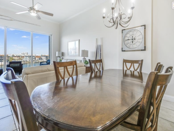 Clearwater Waterfront Three Bedroom Three Bathroom Amazing Views