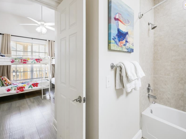 Clearwater Waterfront Three Bedroom Three Bathroom Amazing Views