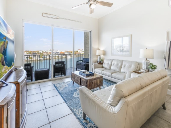 Clearwater Waterfront Three Bedroom Three Bathroom Amazing Views