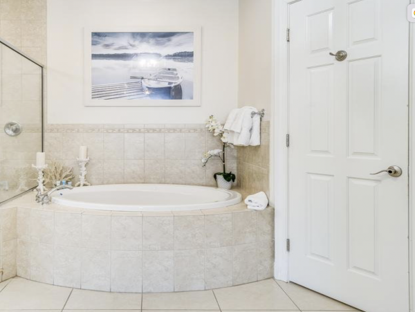 Clearwater Waterfront Three Bedroom Three Bathroom Amazing Views