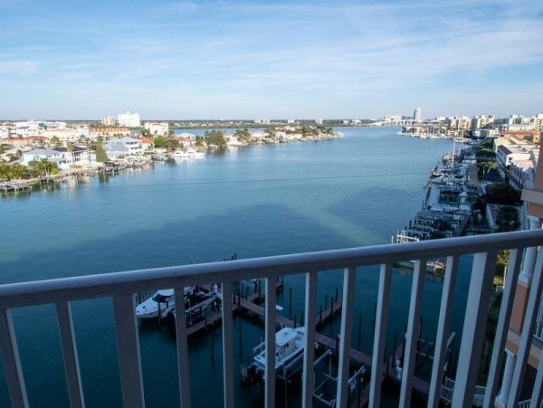 Bayfront Luxury Condo in Clearwater