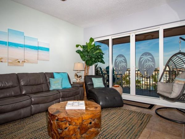 Bayfront Luxury Condo in Clearwater