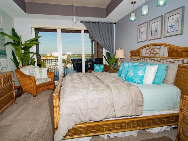 Bayfront Luxury Condo in Clearwater