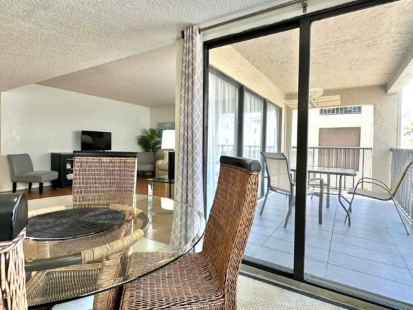 2 bedroom - 2 bathroom condo across the street from the beach