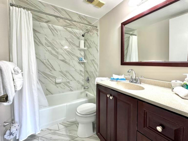 2 bedroom - 2 bathroom condo across the street from the beach