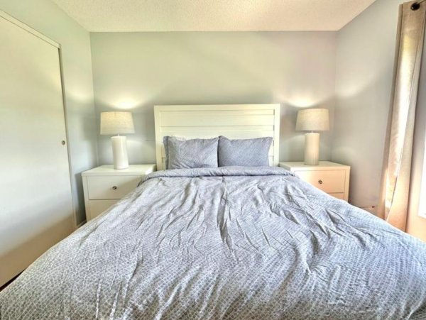 2 bedroom - 2 bathroom condo across the street from the beach