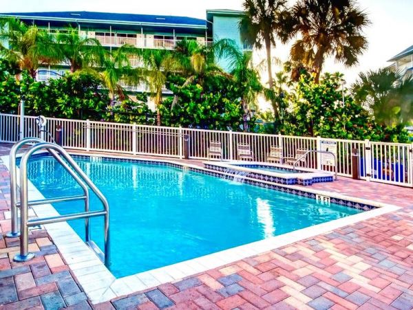 Harbor Views and easy access to beach
