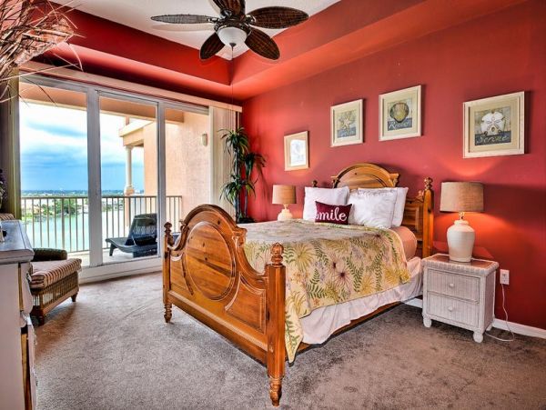 Harbor Views and easy access to beach