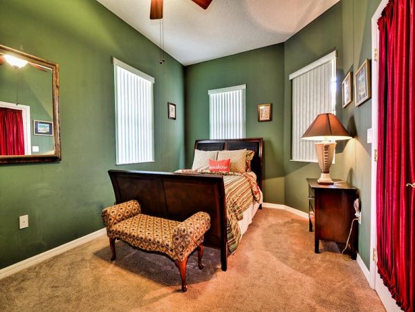 Harbor Views and easy access to beach