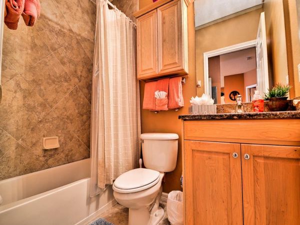 Harbor Views and easy access to beach