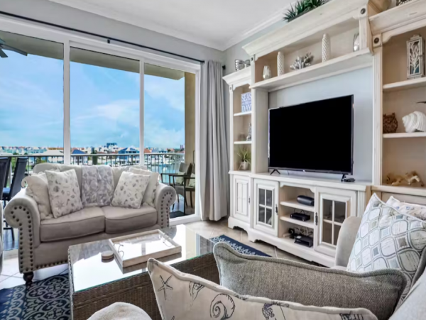 Waterfront Vacation Condo with 3 Bedrooms in Clearwater Beach