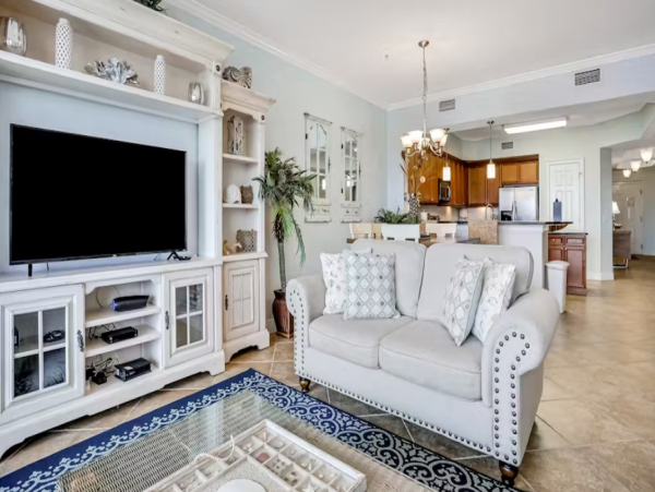 Waterfront Vacation Condo with 3 Bedrooms in Clearwater Beach